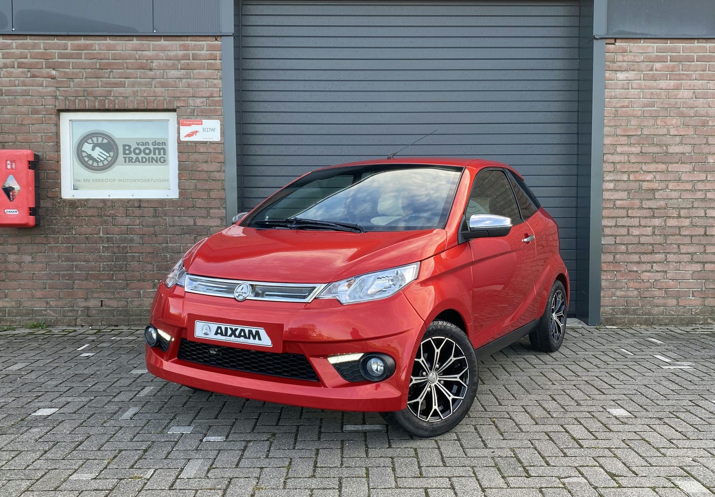 Aixam Coupe Premium 100 Elektrisch Van Den Boom Trading